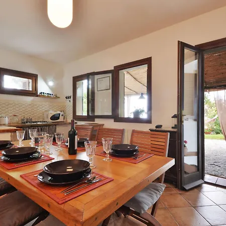 Ciuffini By Interhome * La Guardia